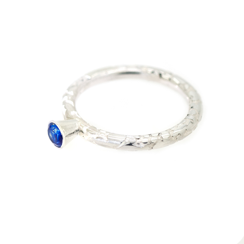 Sustainable Engagement Ring - Lichen Texture Sapphire Flat | Lisa Rothwell-Young