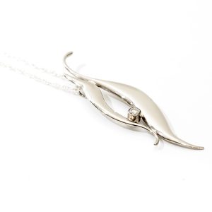 Ethical gold and diamond flow necklace | Lisa Rothwell-Young