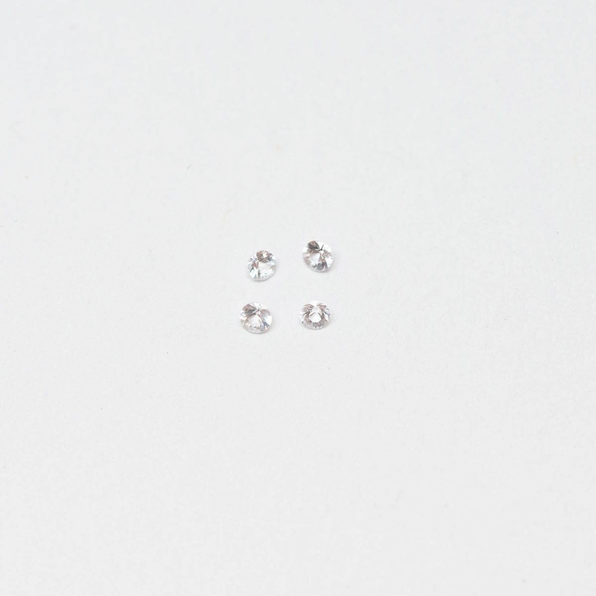 2mm White Sapphires Sri Lanka | Lisa Rothwell Young
