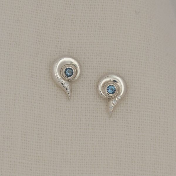 Seashore inspired aquamarine and diamond earrings |Lisa Rothwell-Young