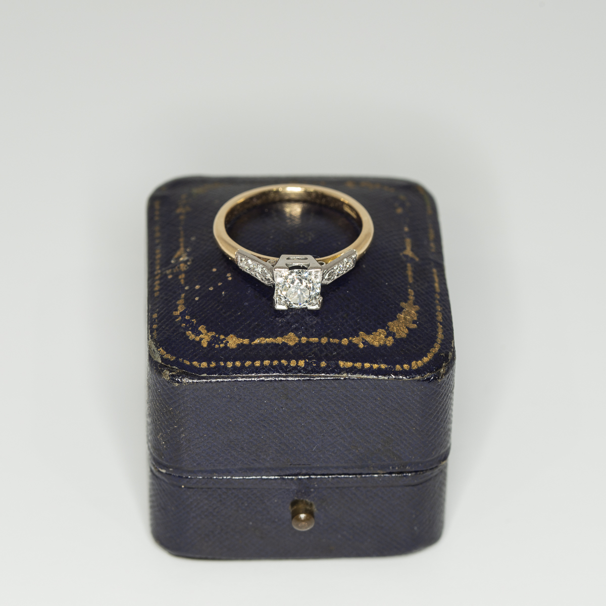 Mid twentieth century old european cut diamond ring - Front | Lisa Rothwell-Young