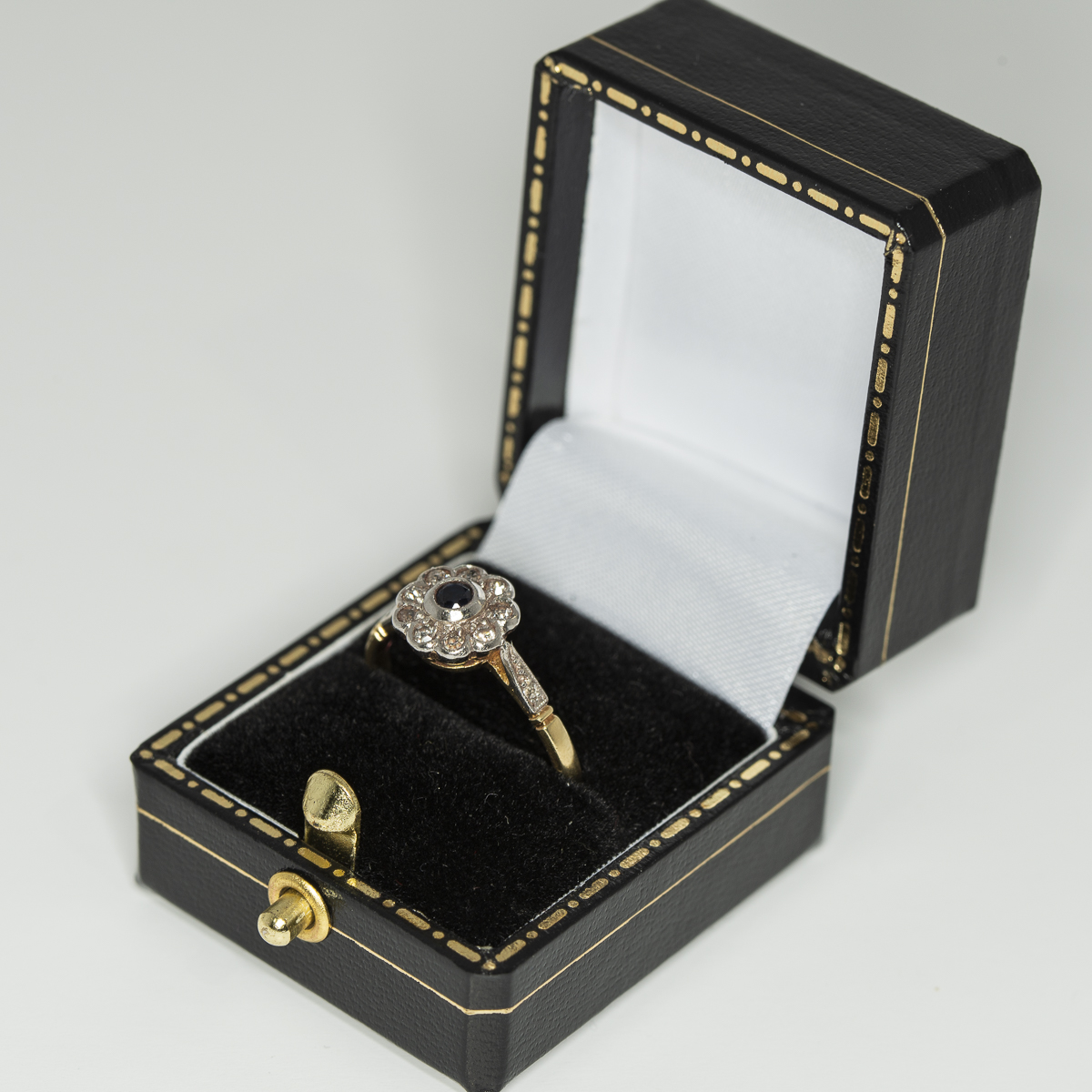 Sapphire and old cut diamond flower cluster ring | Lisa Rothwell-Young