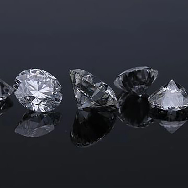 Loose diamonds