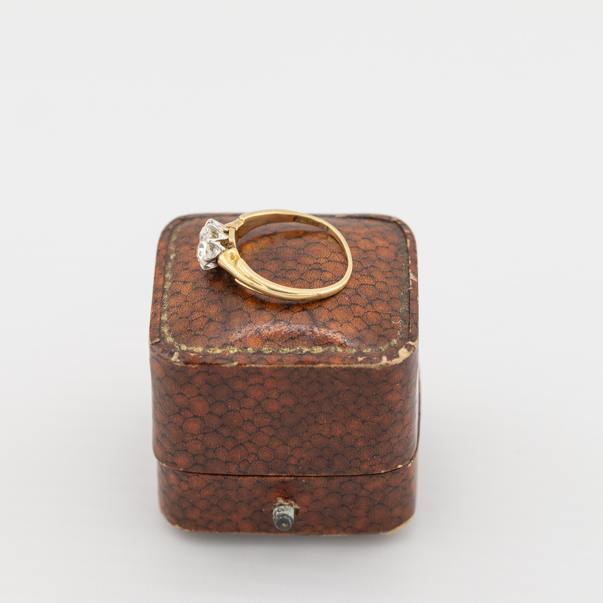 Yellow gold and diamond ring with tulip shoulders - side |Lisa Rothwell-Young