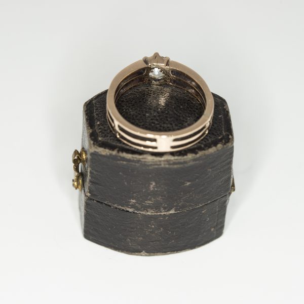 15ct yellow gold three bar ring with an old mine cut diamond rear view