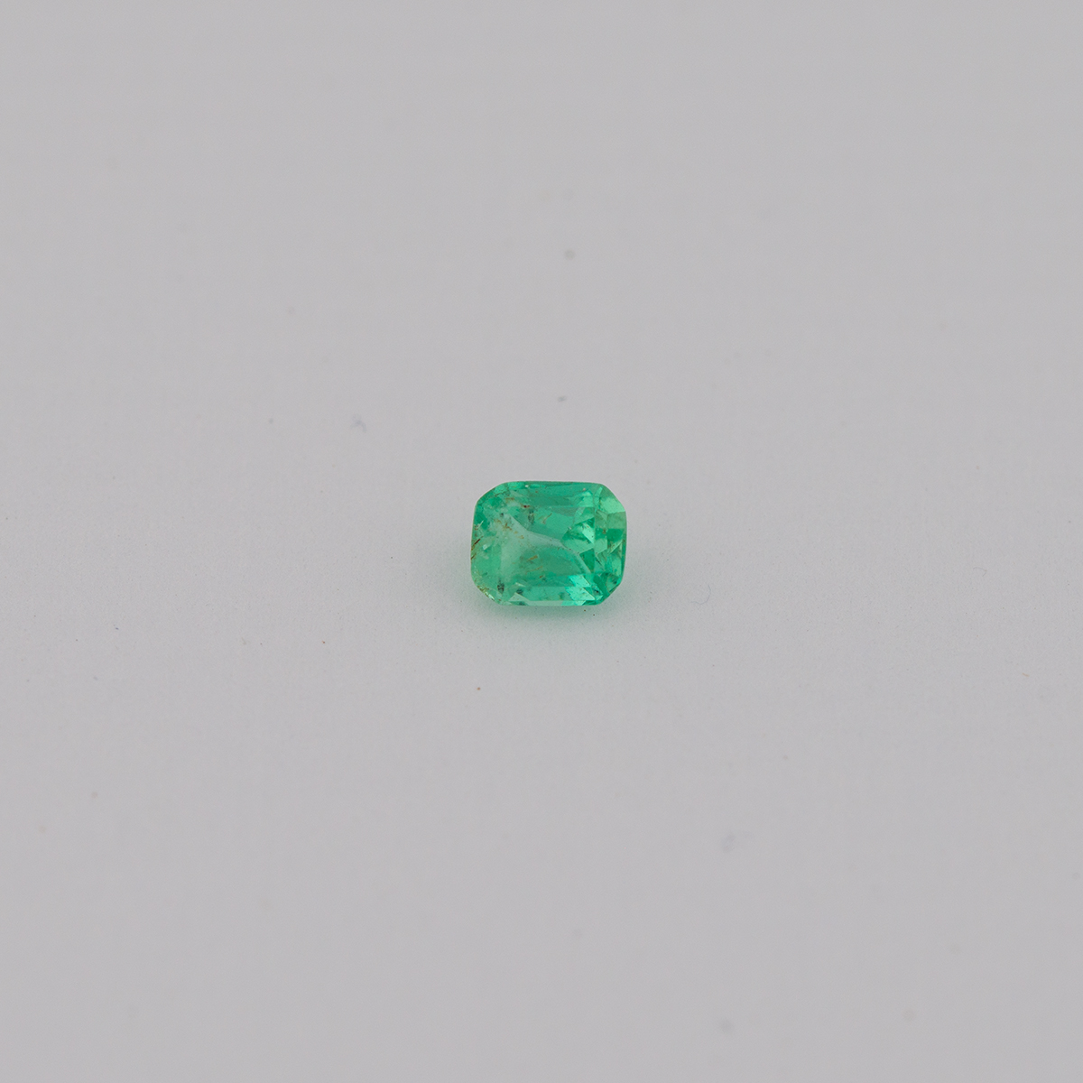 Old Cut Emerald | Lisa Rothwell-Young